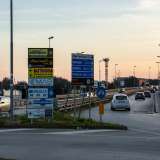 Il nostro viaggio parte proprio dal centro commerciale di Santa Caterina